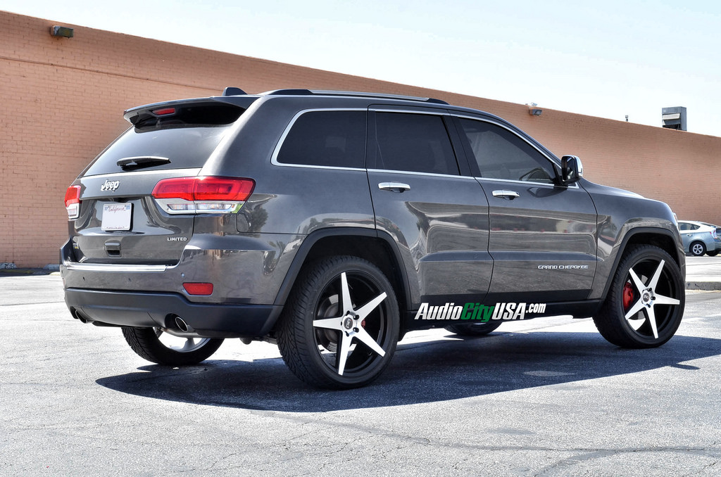 photo 3 Jeep Grand Cherokee custom wheels Blaque Diamond bd 300 22x9.0, ET , tire size 265/40 R22. x ET