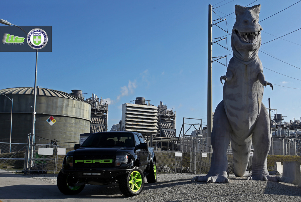 photo 3 Ford F-250 custom wheels HRE TR46 22x10.5, ET , tire size 325/50 R22. x ET 