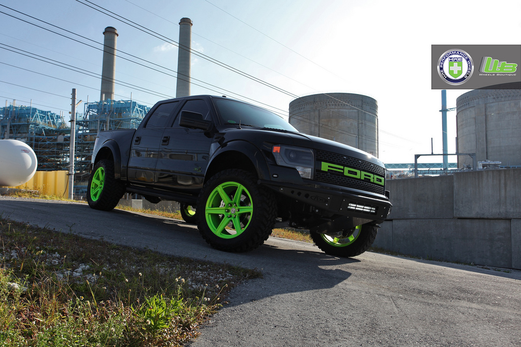 photo 5 Ford F-250 custom wheels HRE TR46 22x10.5, ET , tire size 325/50 R22. x ET 