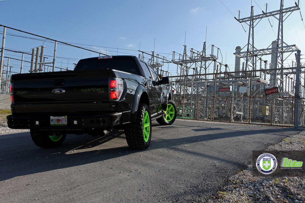 photo 9 Ford F-250 custom wheels HRE TR46 22x10.5, ET , tire size 325/50 R22. x ET 