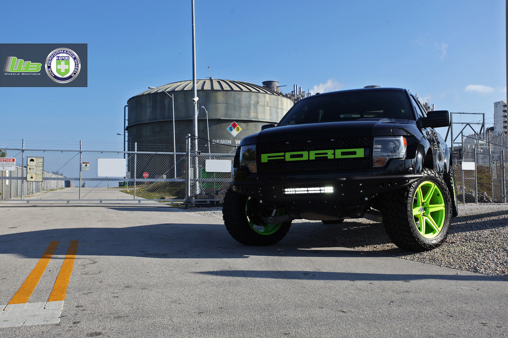 photo 12 Ford F-250 custom wheels HRE TR46 22x10.5, ET , tire size 325/50 R22. x ET 
