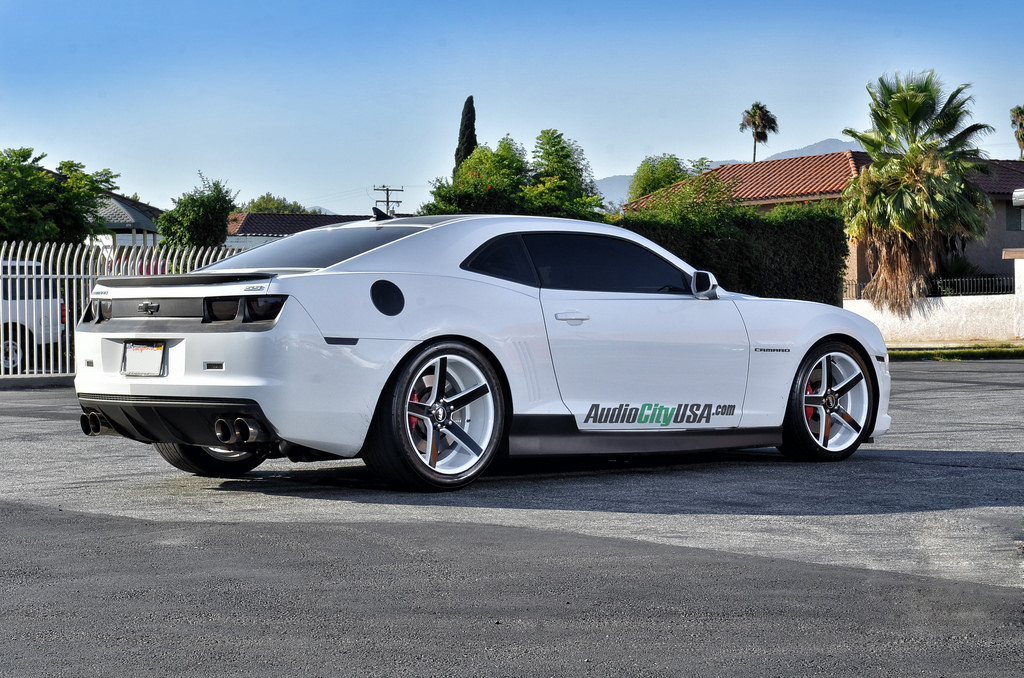photo 2 Chevrolet Camaro custom wheels STR 607 20x9.0, ET , tire size 255/35 R20. 20x10.5 ET 305/35 R20