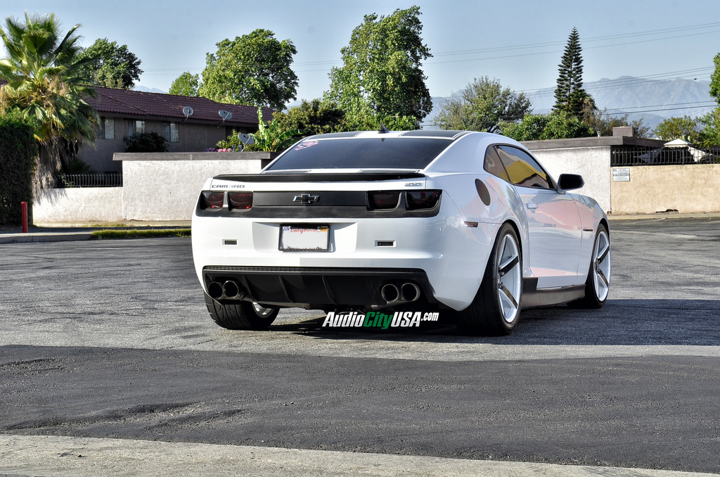 photo 3 Chevrolet Camaro custom wheels STR 607 20x9.0, ET , tire size 255/35 R20. 20x10.5 ET 305/35 R20