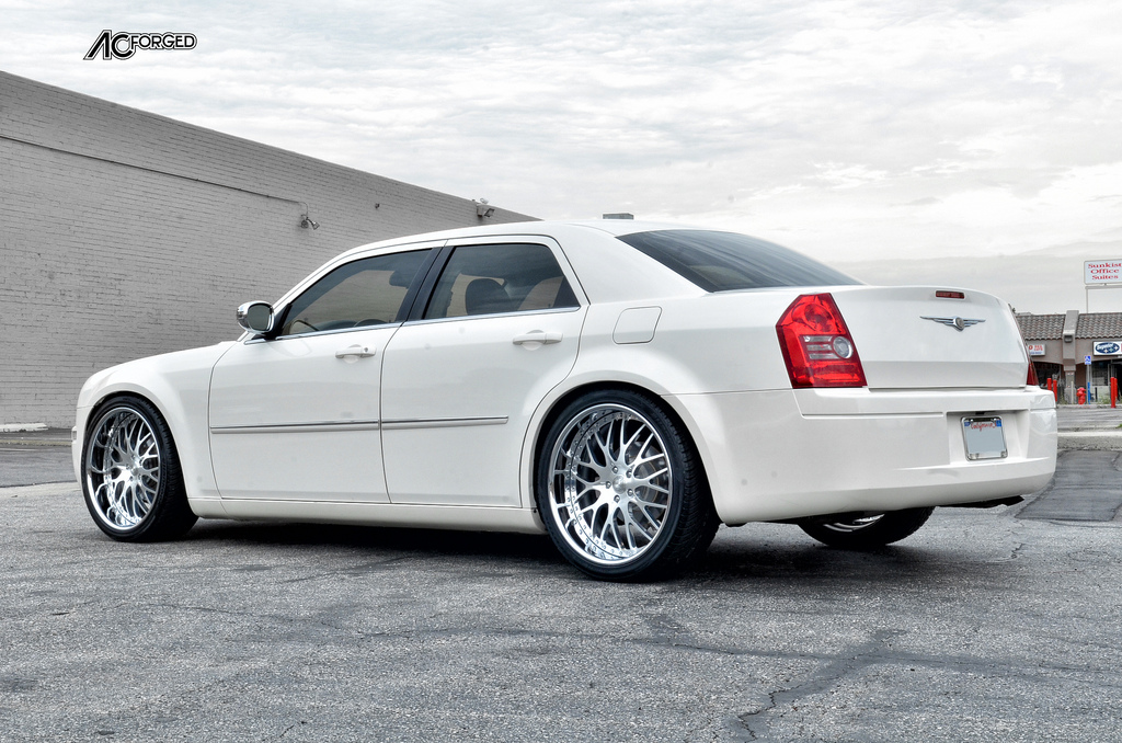 photo 3 Chrysler 300 custom wheels AC  313 22x9.5, ET , tire size 265/35 R22. x ET 