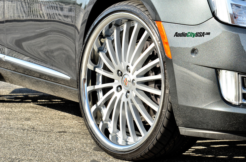 photo 1 Cadillac XTS custom wheels XO Luxury New york 22x9.0, ET , tire size 245/30 R22. x ET 