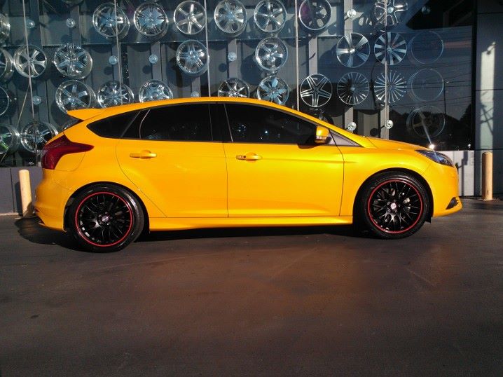 photo 2 Ford Focus ST custom wheels Lenso Mono Block Mesh 18x8.0, ET +40, tire size X R18. x ET 