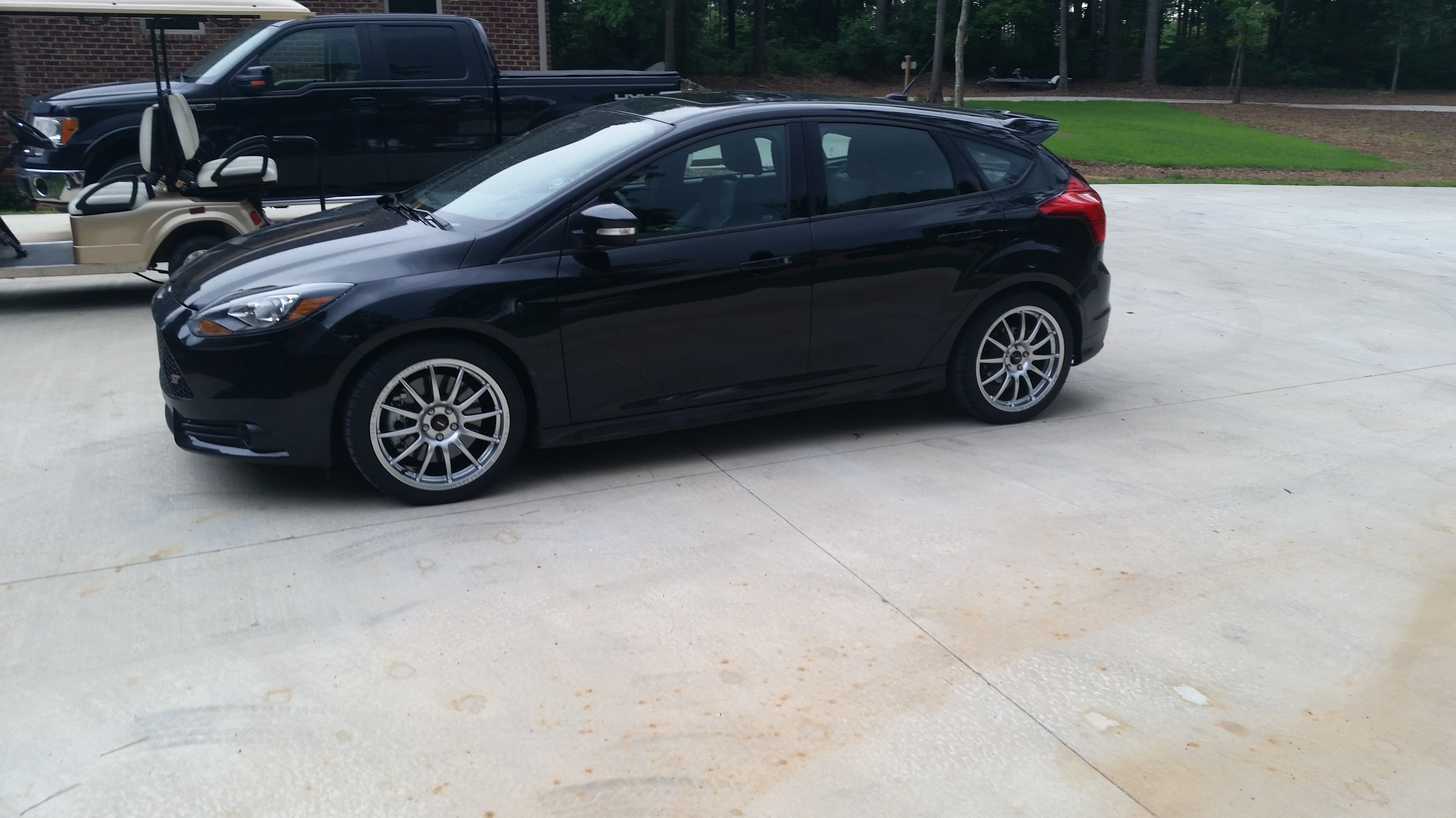 photo 2 Ford Focus ST custom wheels Team  Dynamics  18x8.0, ET +42, tire size 235/40 R18. x ET 