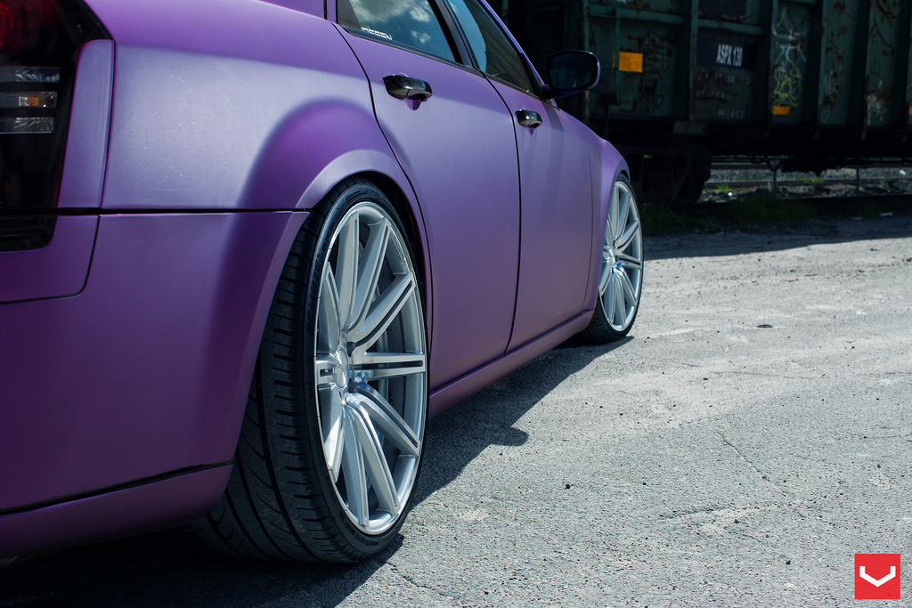 photo 1 Chrysler 300C custom wheels Vossen CV4 22x9.0, ET , tire size X R22. 22x10.5 ET 