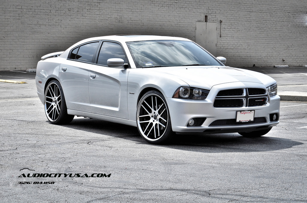 photo 3 Dodge Charger custom wheels Gianelle Yerevan 24x10.0, ET , tire size 255/30 R24. x ET