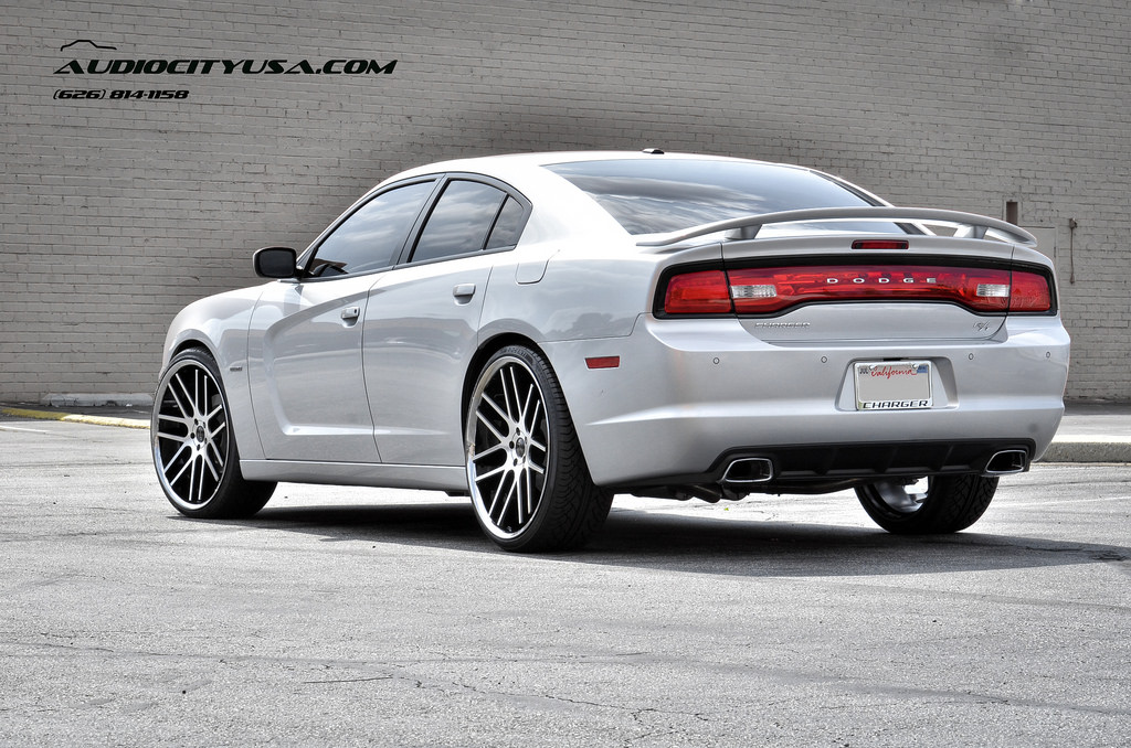 photo 4 Dodge Charger custom wheels Gianelle Yerevan 24x10.0, ET , tire size 255/30 R24. x ET