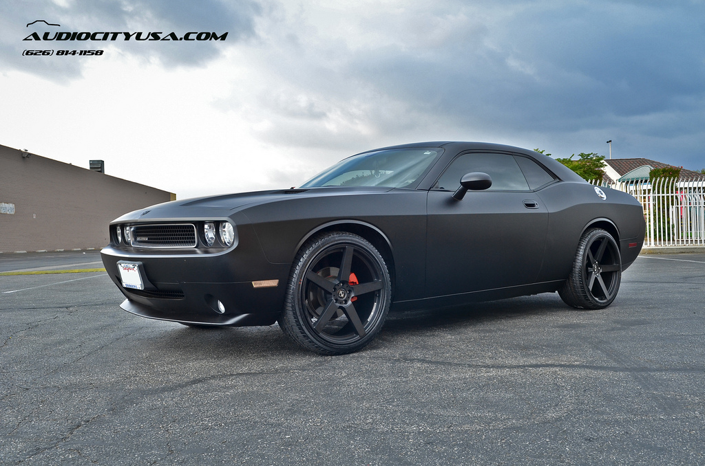 photo 3 Dodge Challenger custom wheels Koko Kuture Sardinia 5 22x9.0, ET , tire size 265/35 R22. 22x10.5 ET 295/30 R22