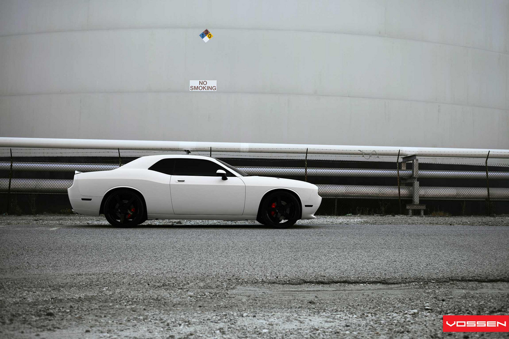 photo 3 Dodge Challenger custom wheels Vossen CV3 22x9.0, ET , tire size X R22. 22x10.5 ET 