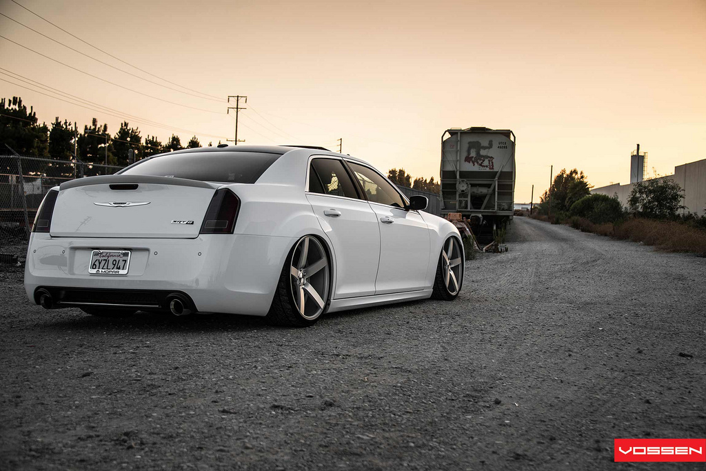 photo 3 Chrysler 300C custom wheels Vossen CV3 22x9.0, ET , tire size X R22. 22x10.5 ET