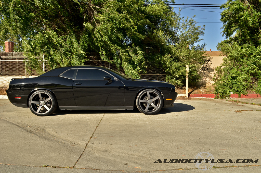 photo 3 Dodge Challenger custom wheels Vossen VVS CV3 22x9.0, ET , tire size 265/35 R22. 22x10.5 ET 295/30 R22