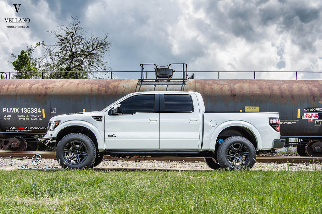 photo 4 Ford F-150 custom wheels VELLANO VM04 MONOBLOCK 20x10.0, ET , tire size 315/60 R20. x ET 