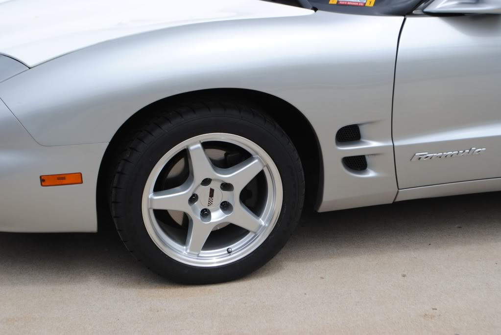 photo 1 Chevrolet Camaro custom wheels Silver ZR1 17x9.0, ET , tire size X R17. 17x11.0 ET 