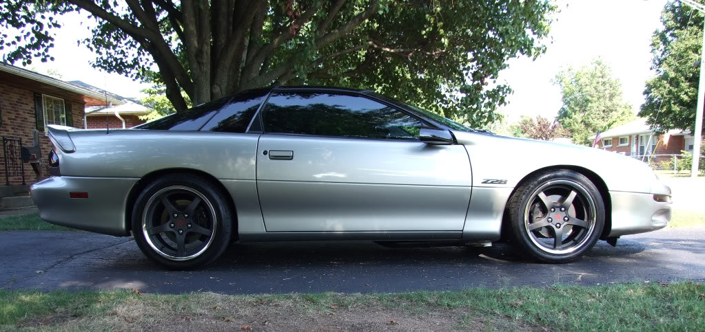 photo 2 Chevrolet Camaro custom wheels 18x10.5, ET , tire size 295/35 R18. x ET