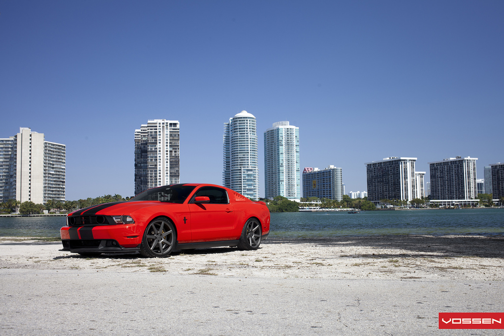photo 4 Ford Mustang custom wheels Vossen VVS-CV7 20x9.0, ET , tire size X R20. 20x10.5 ET 