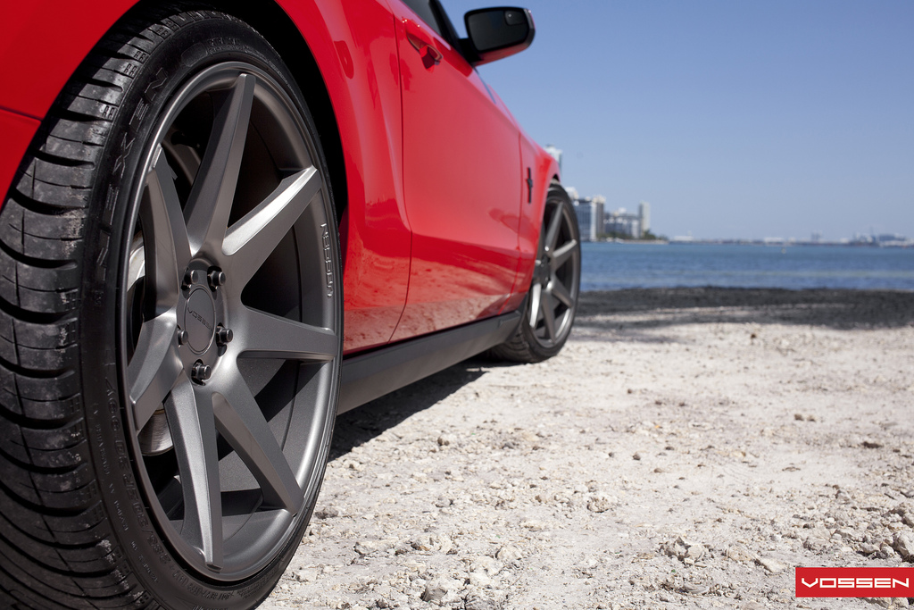 photo 1 Ford Mustang custom wheels Vossen VVS-CV7 20x9.0, ET , tire size X R20. 20x10.5 ET 