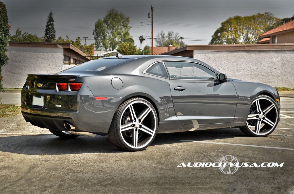 photo 3 Chevrolet Camaro custom wheels IROC BLACK MACHINE  24x, ET , tire size 275/25 R24. x ET 
