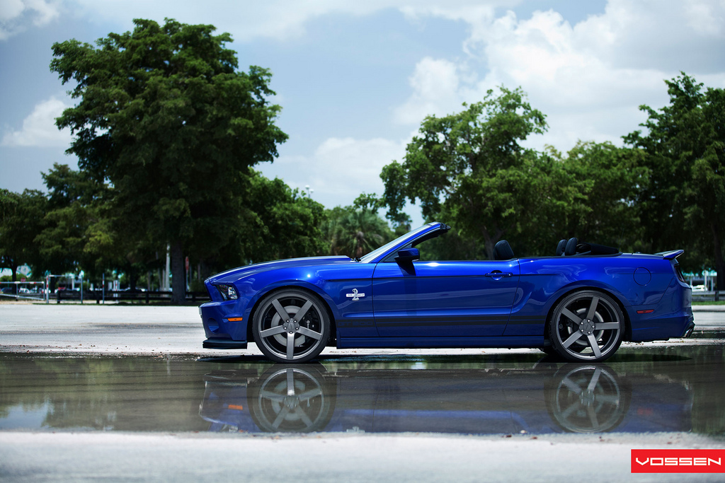 photo 2 Ford Shelby GT500 custom wheels Vossen CV3 22x, ET , tire size X R22. x ET 