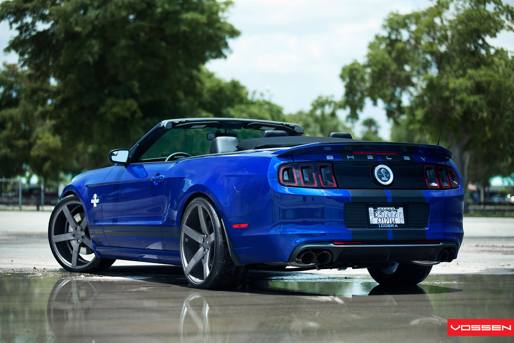 photo 3 Ford Shelby GT500 custom wheels Vossen CV3 22x, ET , tire size X R22. x ET 