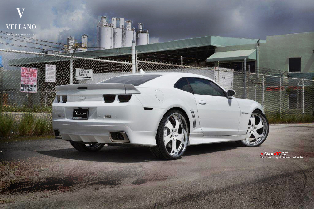 photo 2 Chevrolet Corvette custom wheels Vellano VTG 24 24x9.0, ET , tire size X R24. 24x10.0 ET 
