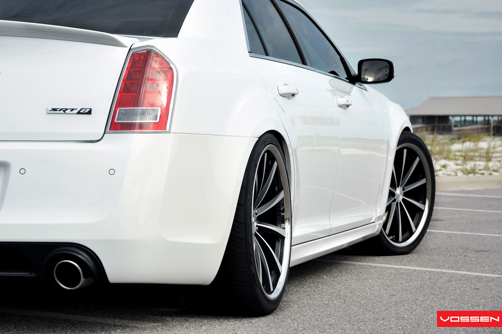 photo 3 Chrysler 300C custom wheels Vossen CV1 22x, ET , tire size X R22. x ET 