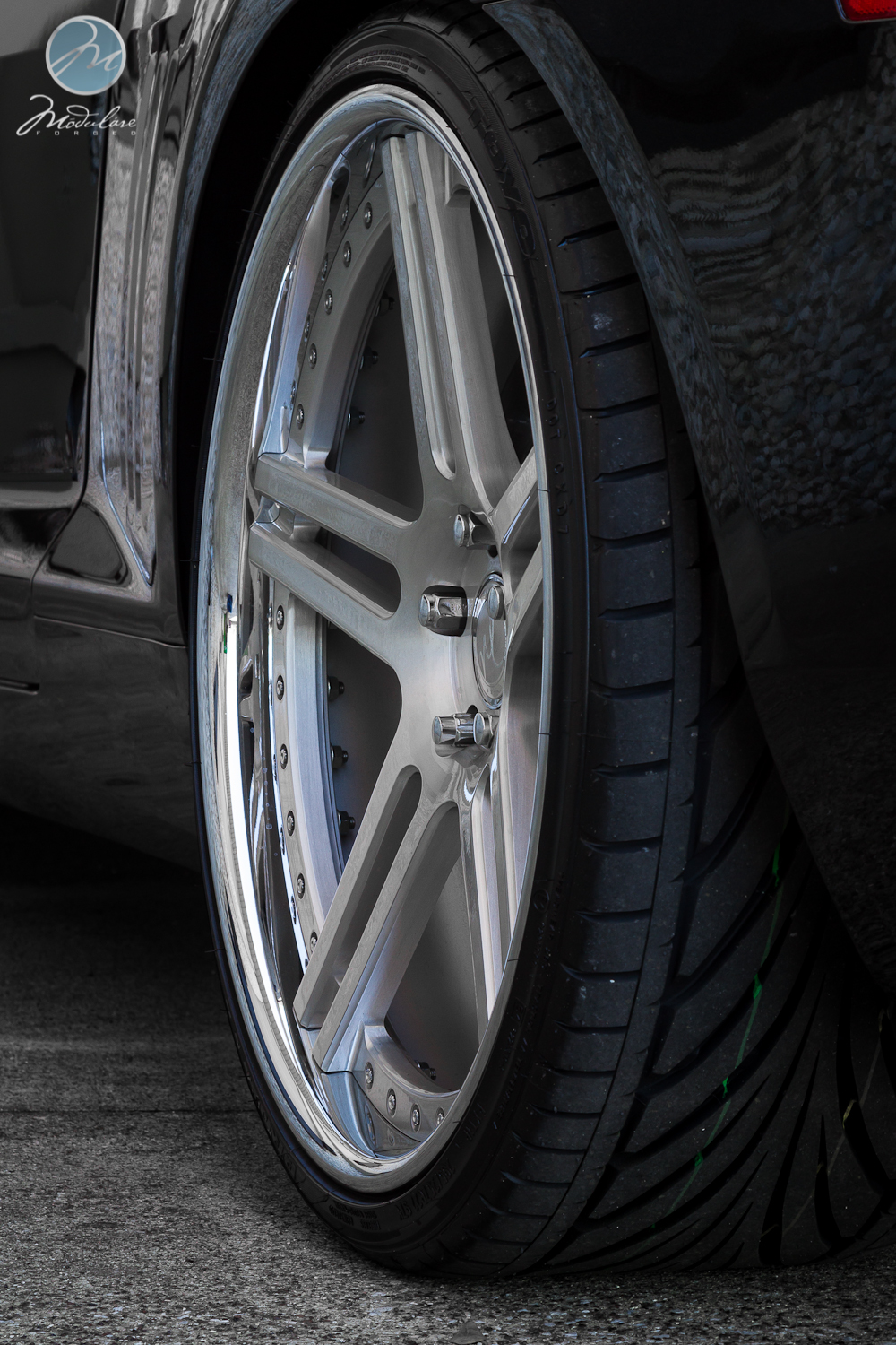 photo 8 Chevrolet Camaro custom wheels Modulare C11 22x9.5, ET , tire size 265/30 R22. 22x11.0 ET 315/25 R22