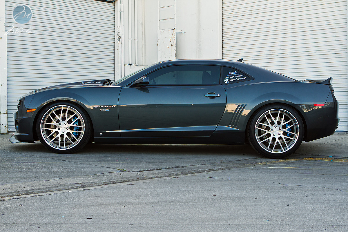 photo 2 Chevrolet Camaro custom wheels Modulare H2 22x9.5, ET , tire size X R22. 22x11.0 ET 