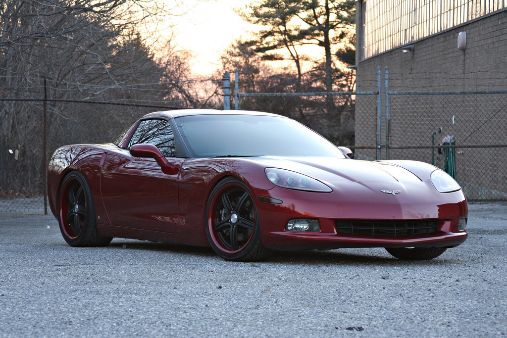 photo 2 Chevrolet Corvette custom wheels Vossen VVS-087 19x9.5, ET , tire size 275/30 R19. 20x11.0 ET 305/30 R20