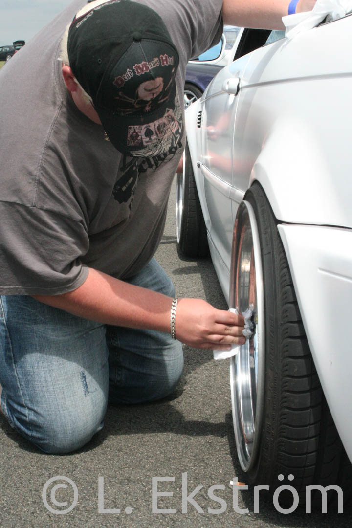 photo 3 BMW M3 custom wheels   18x10.5, ET +18, tire size X R18. 18x13.0 ET+6 