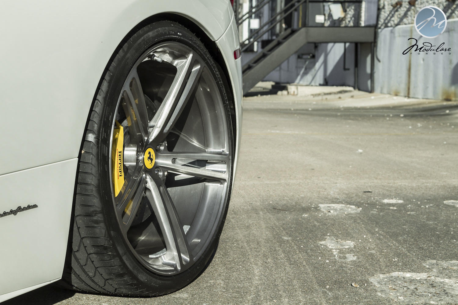 photo 6 Ferrari 458 Italia custom wheels Modulare B35  21x9.0, ET , tire size 255/30 R21. 22x12.0 ET 335/25 R22