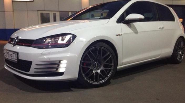 photo 2 Volkswagen Golf GTI custom wheels VMR  718 18x8.5, ET +45, tire size X R18. x ET 