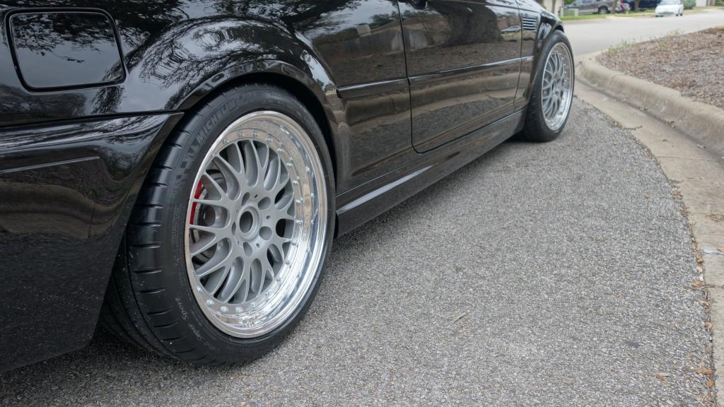 photo 1 BMW M3 custom wheels BBS E88 18x10.0, ET +25, tire size 265/35 R18. 18x10.0 ET+15 