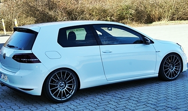 photo 3 Volkswagen Golf GTI custom wheels OZ SUPERTURISMO LM 19x8.5, ET +44, tire size X R19. x ET