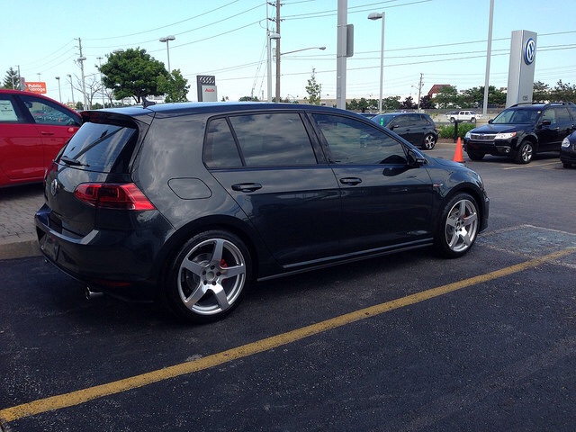 photo 3 Volkswagen Golf GTI custom wheels NEUSPEED RSE52 18x8.0, ET +45, tire size X R18. x ET