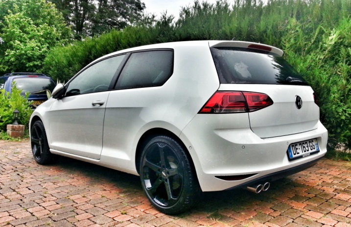 photo 2 Volkswagen Golf GTI custom wheels OXIGIN PANTHER 18x8.0, ET +50, tire size X R18. x ET