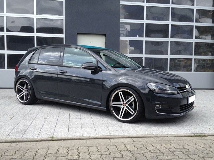 photo 3 Volkswagen Golf GTI custom wheels DOLCE CS5 19x8.5, ET +40, tire size X R19. 19x9.5 ET+40