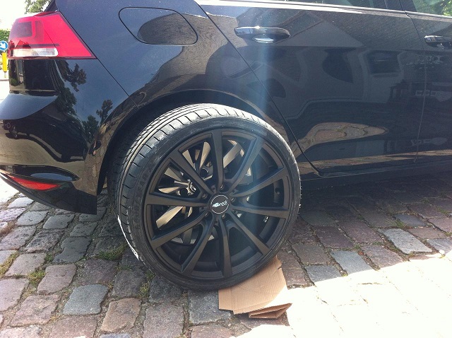 photo 1 Volkswagen Golf GTI custom wheels BROCK  B32 19x8.5, ET , tire size X R19. x ET 