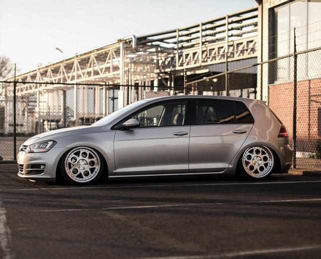 photo 4 Volkswagen Golf GTI custom wheels ISPIRI CSR4 18x8.0, ET +45, tire size X R18. 18x9.0 ET+38