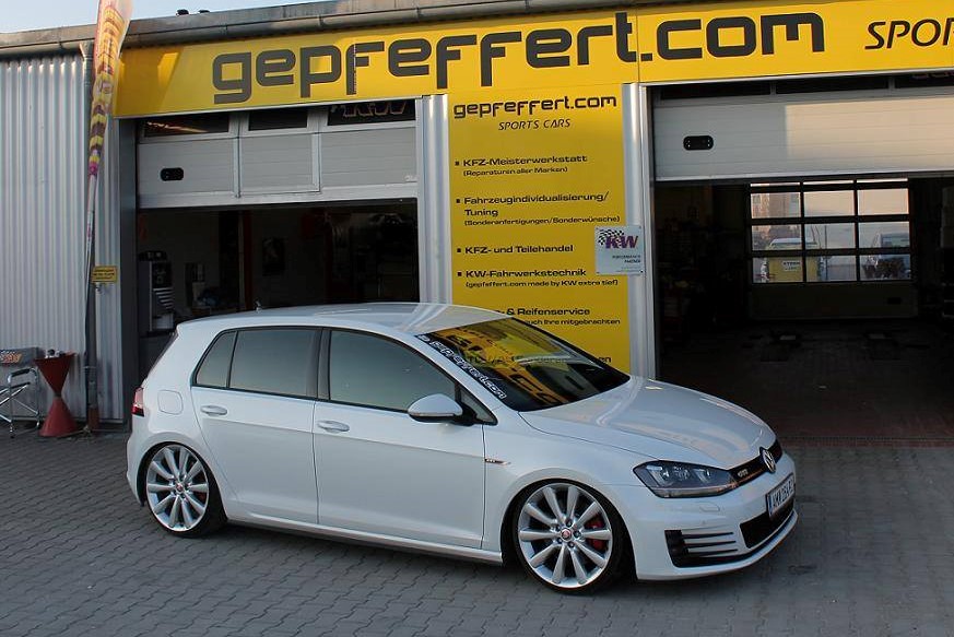 photo 1 Volkswagen Golf GTI custom wheels JAGUAR ARTURA 19x8.5, ET +49, tire size X R19. x ET