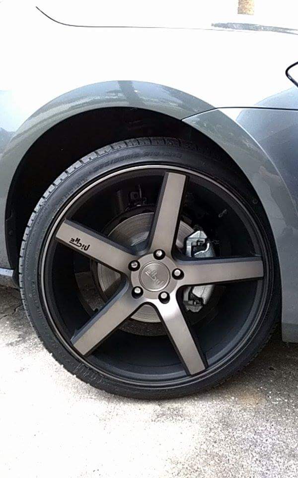 photo 1 Volkswagen Golf GTI custom wheels Niche Milan 19x8.5, ET +48, tire size 235/35 R19. x ET
