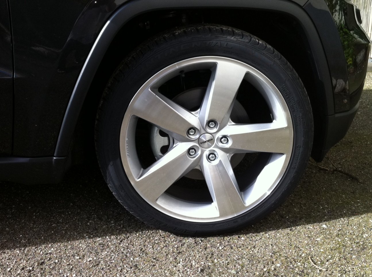 photo 1 Jeep Grand Cherokee custom wheels   22x, ET , tire size 265/40 R22. x ET 