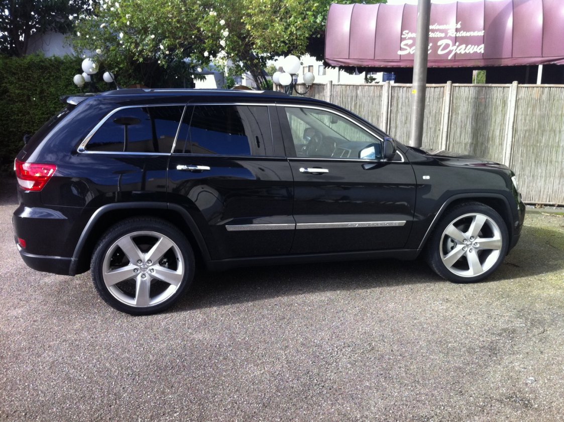 photo 2 Jeep Grand Cherokee custom wheels   22x, ET , tire size 265/40 R22. x ET 