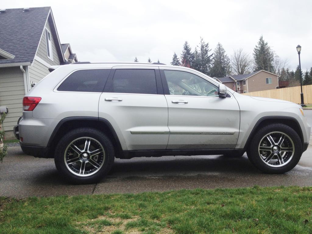photo 3 Jeep Grand Cherokee custom wheels D92 Heat 20x8.5, ET +30, tire size 275/55 R20. x ET 