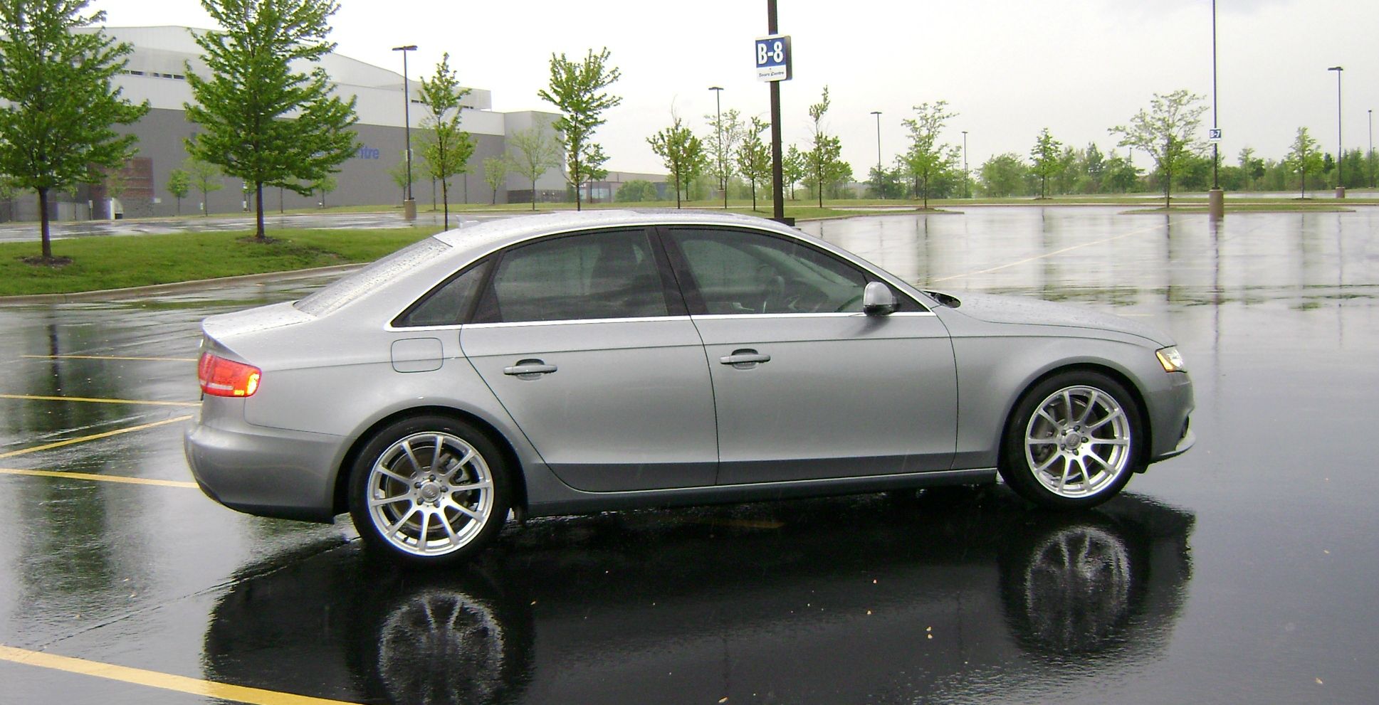 photo 1 Audi A4 custom wheels VMR 701 18x9.5, ET +45, tire size 255/40 R18. x ET
