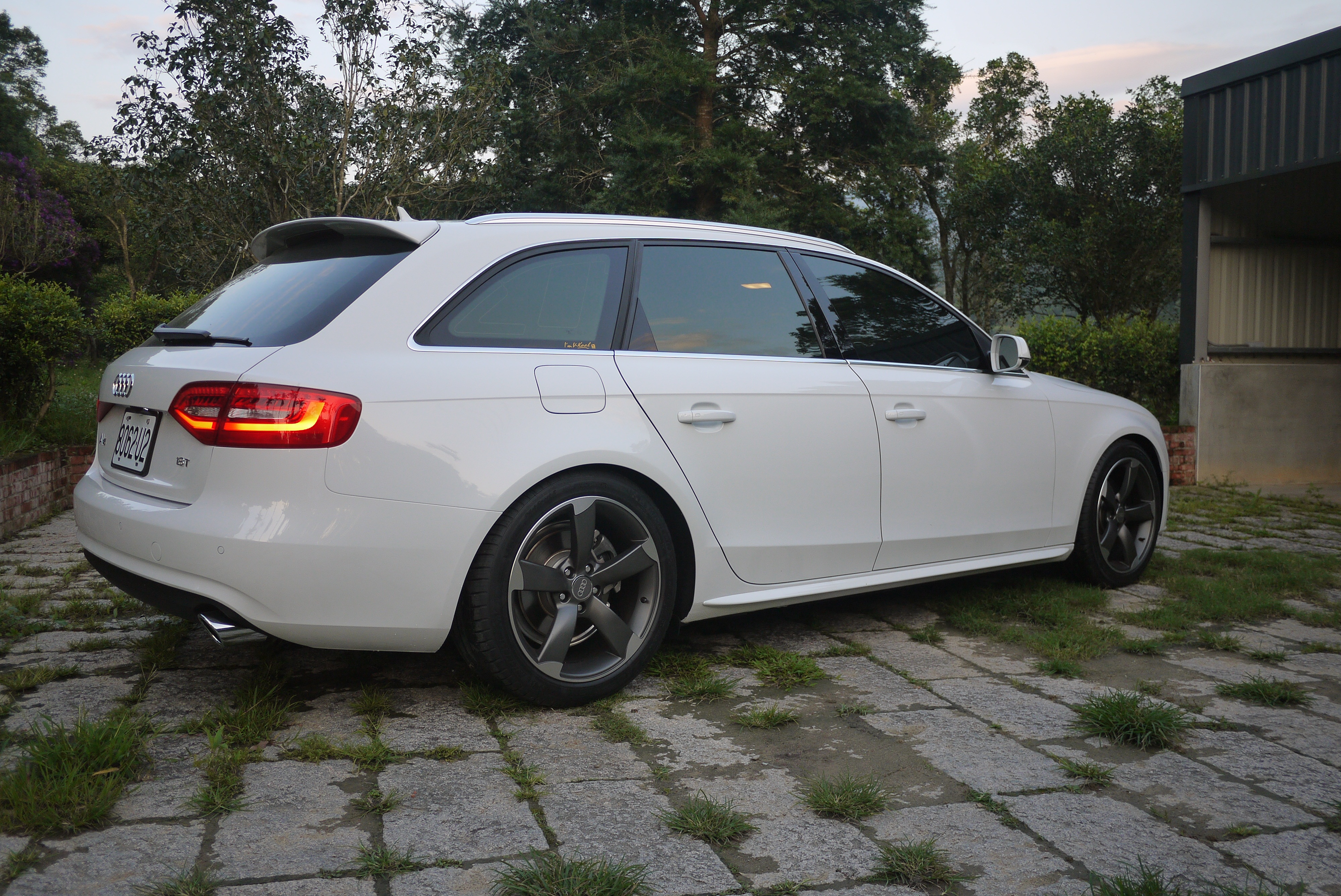 photo 3 Audi A4 custom wheels OEM  18x8.0, ET +35, tire size 225/45 R18. x ET 