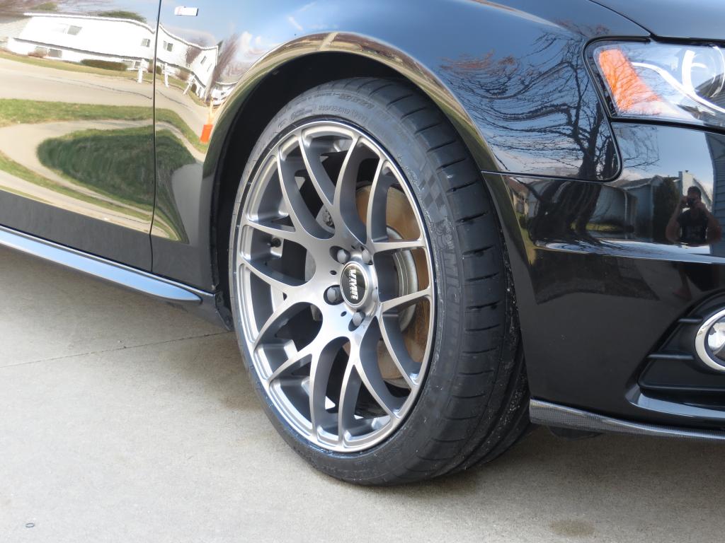 photo 1 Audi A4 custom wheels VMR  V710  19x9.5, ET +45, tire size 255/35 R19. x ET 