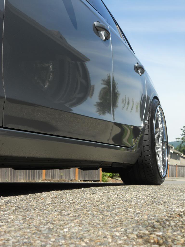 photo 5 Audi A4 custom wheels Avant Rotiform BLQ 19x10.5, ET +27, tire size 245/35 R19. x ET